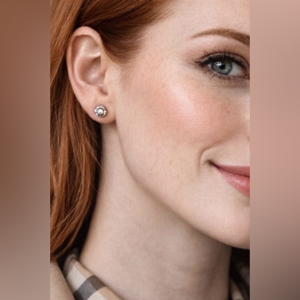 Silver Plated Earrings with Swarovski Crystal